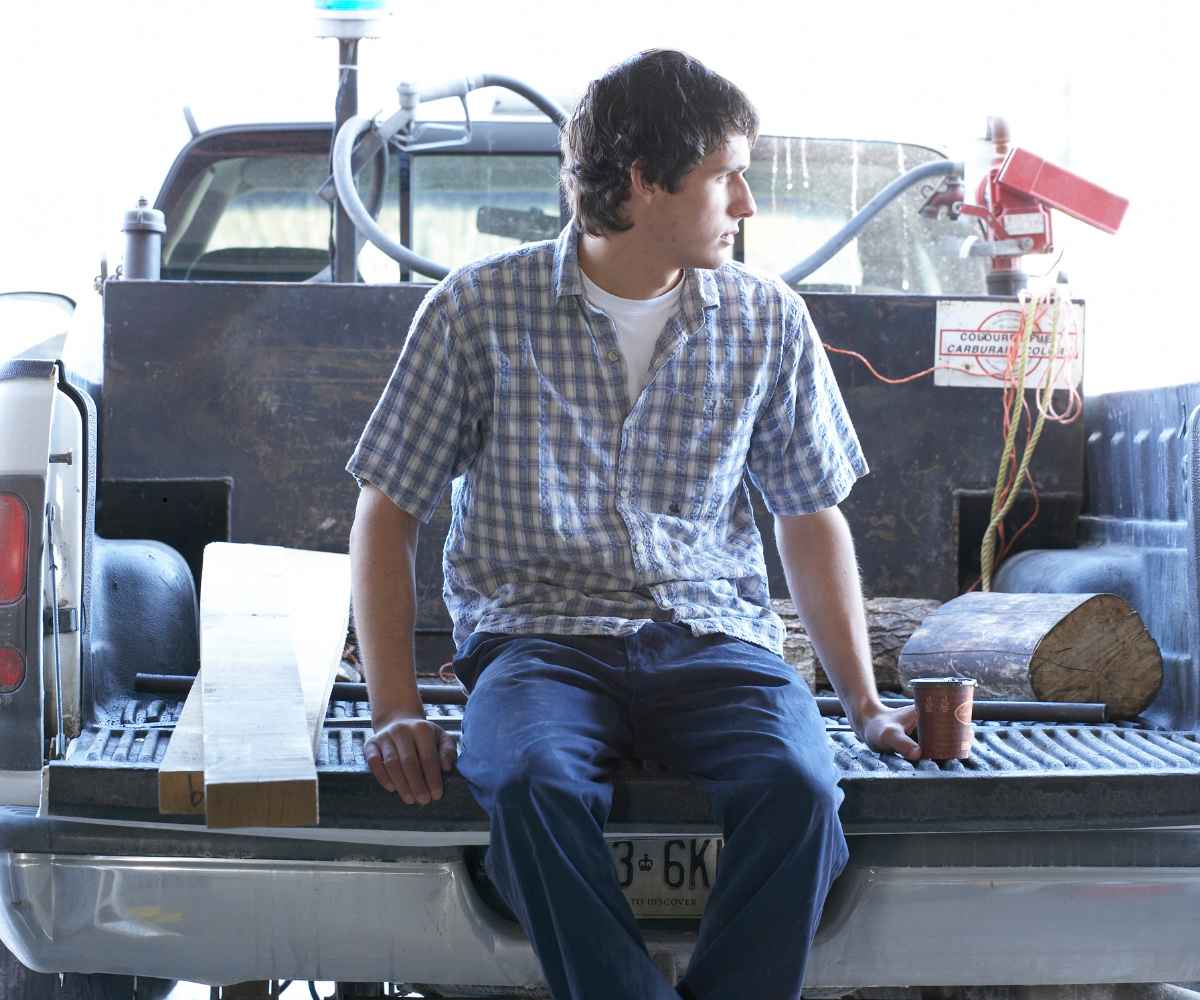 Small business owner who can't pay their merchant cash advance, pausing to make a plan